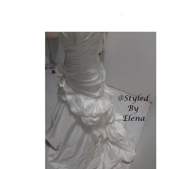 Demetrios OreaSposa White Wedding Gown (Style # L612) - Picture 9 of 16